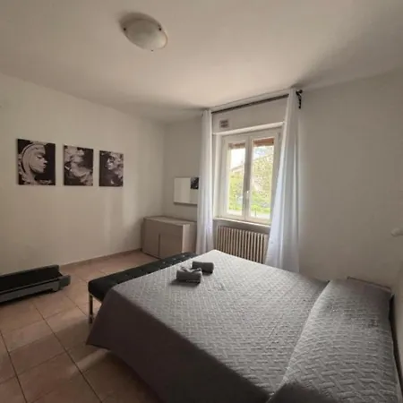 Casa Bardolina Apartment *